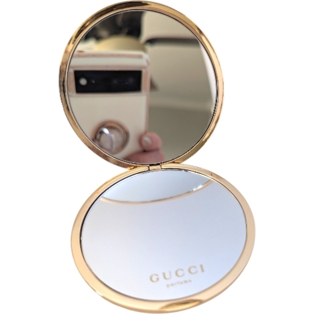Gucci Gold Patterned Mirror in Red Box - Picture 2 of 4